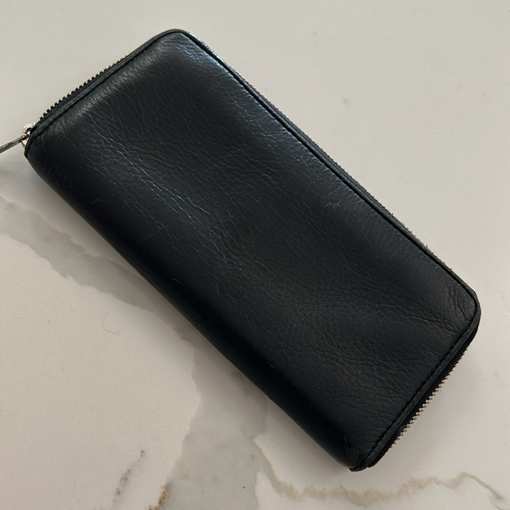 Lauren Ralph Lauren Zip-Around Leather Wallet - Picture 5 of 9
